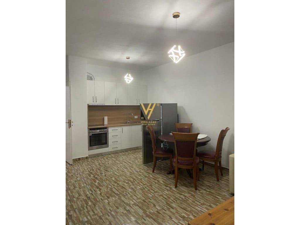 JEPET APARTAMENT 1+1+BLK ME QIRA NE ASTIR 40.000 LEKE 2