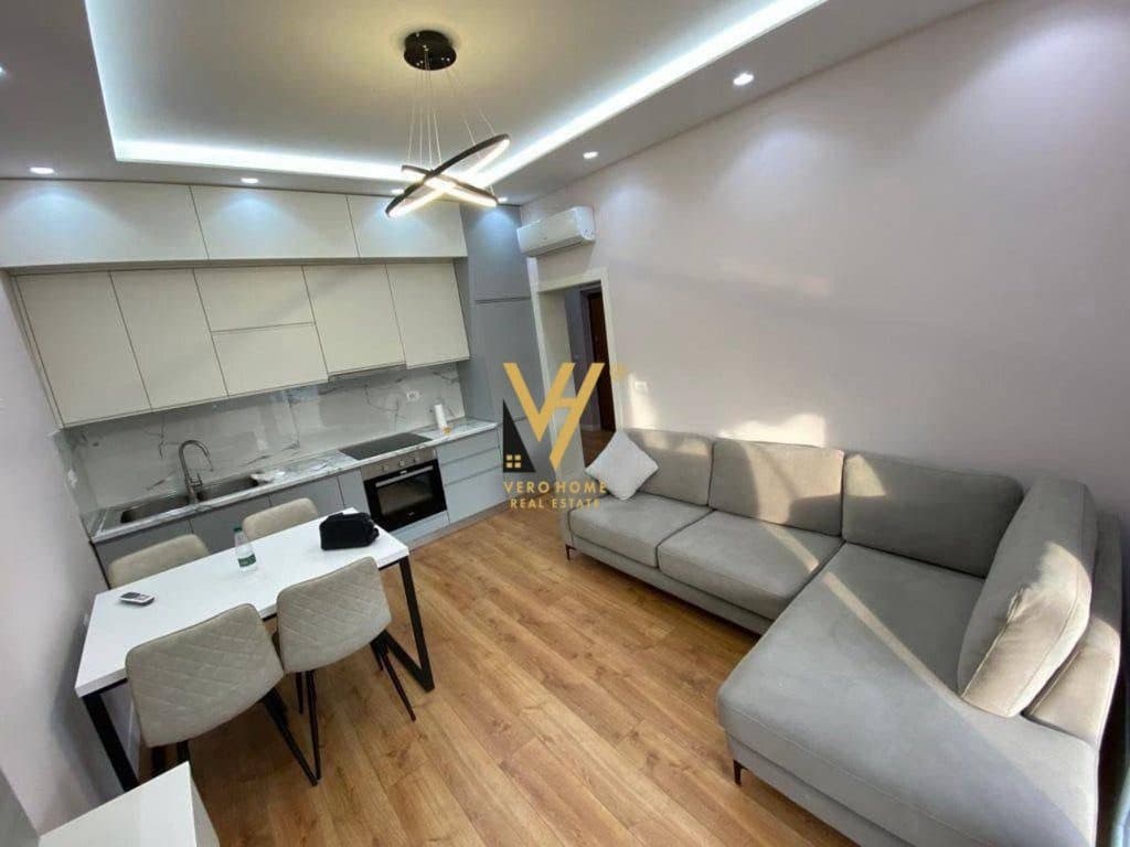 JEPET APARTAMENT 2+1+BLK ME QIRA TE MYSLYM SHYRI 68.000 LEKE
