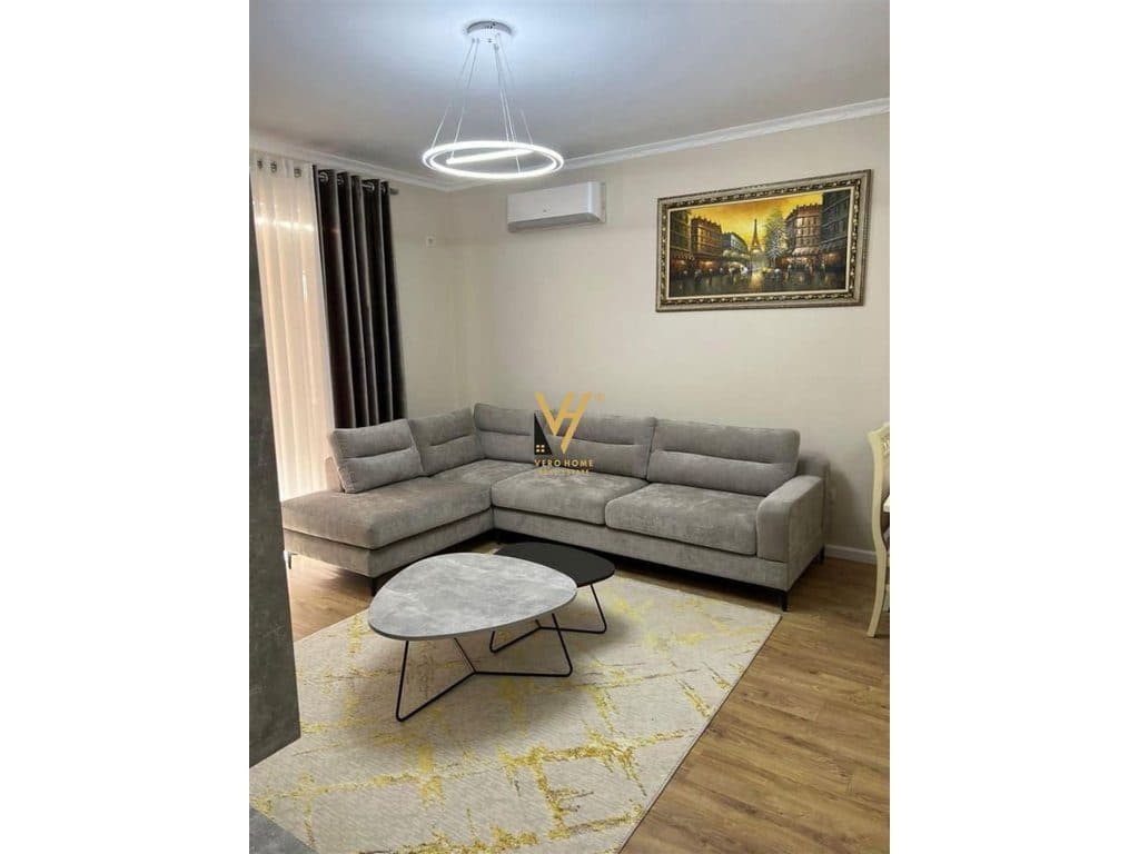 JEPET APARTAMENT 2+1+2+BLK ME QIRA TE RR.GRAMOZ PASHKO 800 EURO