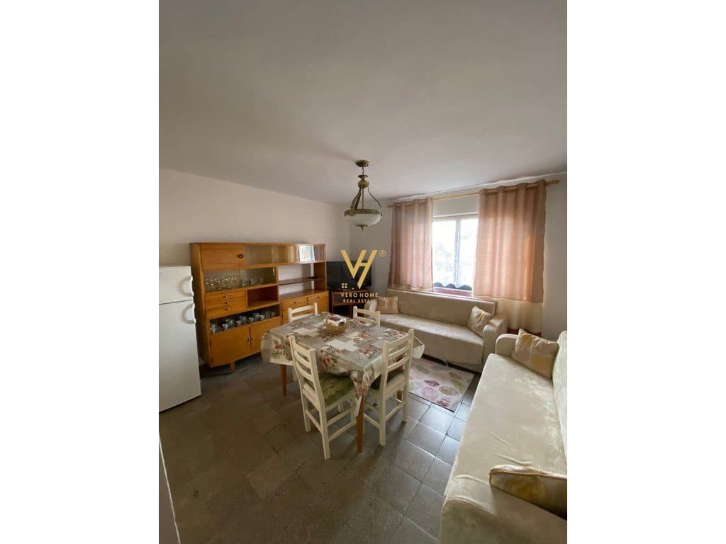 JEPET APARTAMENT 2+1 ME QIRA TE RRUGA QEMAL STAFA 600 EURO