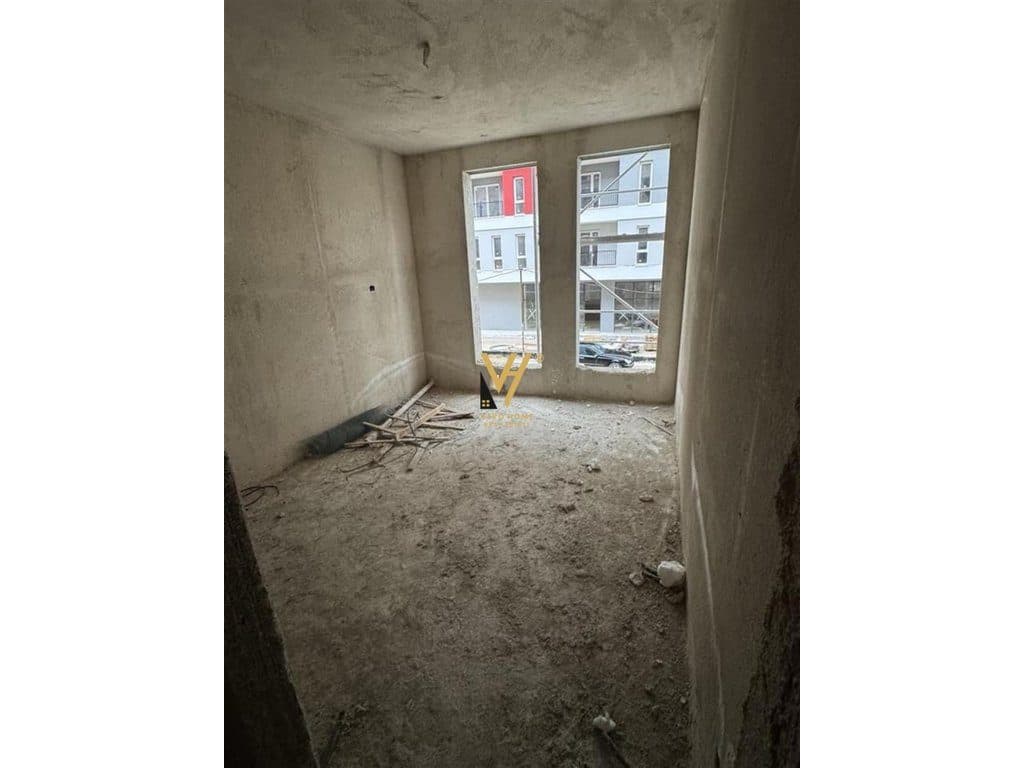 SHITET APARTAMENT 2+1+BLK TE UNIVERS CITY 103.000 EURO