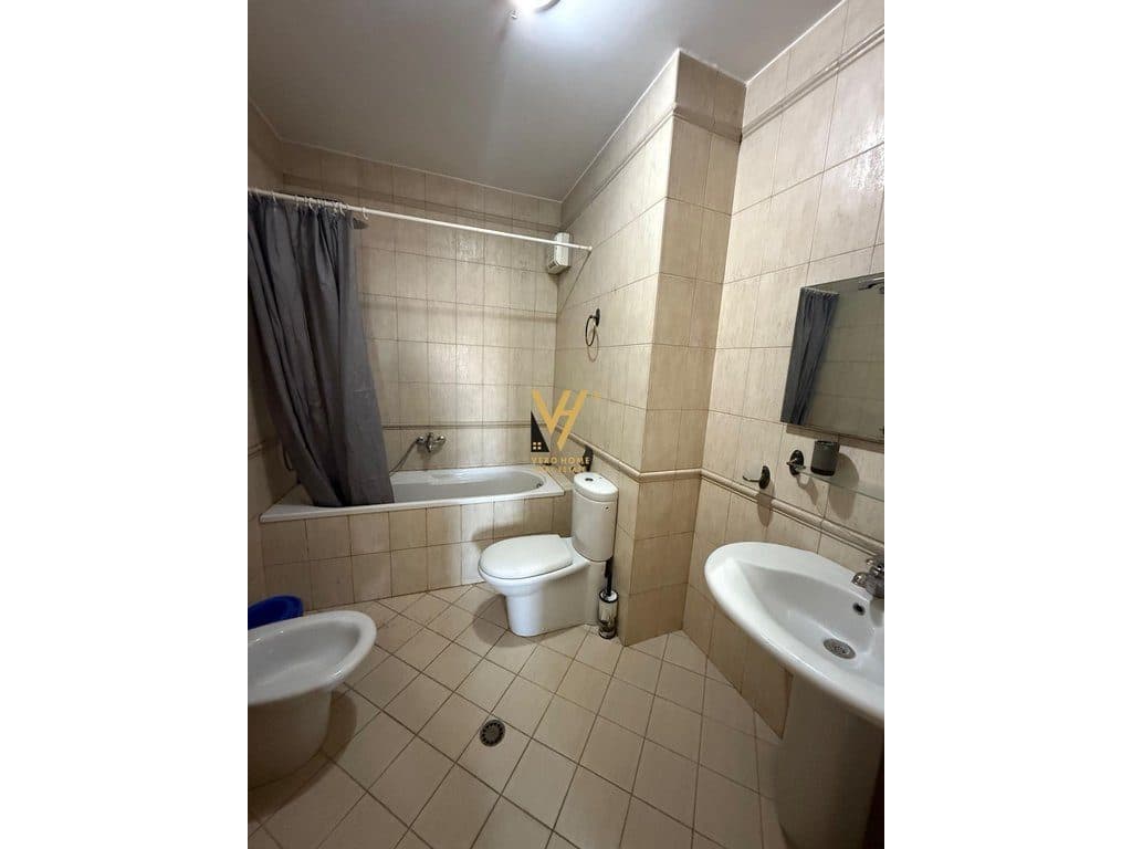 JEPET APARTAMENT 2+1+BLK ME QERA NE BLLOK 80.000 LEKE 4