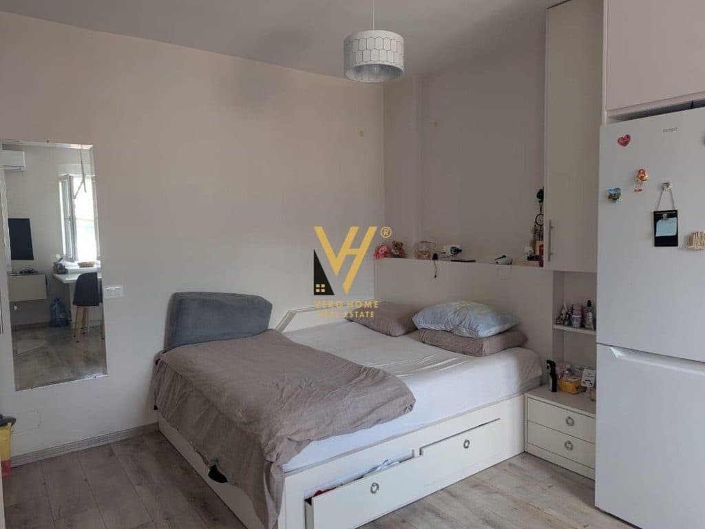 JEPET STUDIO 40 M2 ME QIRA TE PAZARI I RI 500 EURO 3