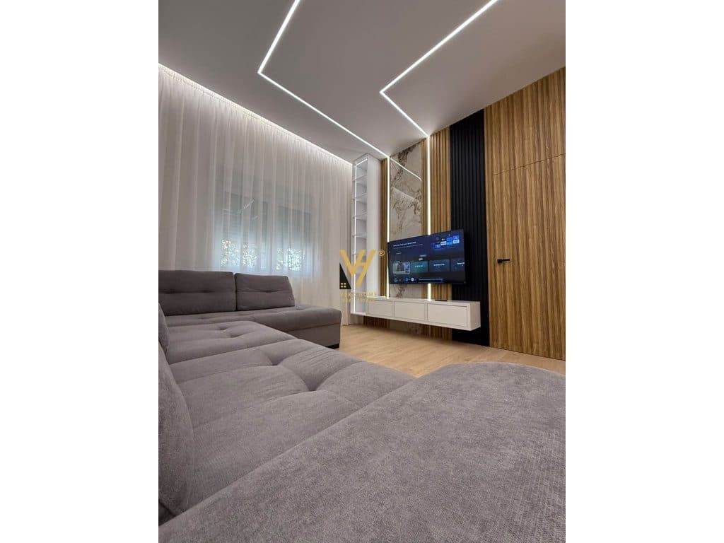 JEPET APARTAMENT 1+1 ME QERA TE MYSLYM SHYRI 85.000 LEKE