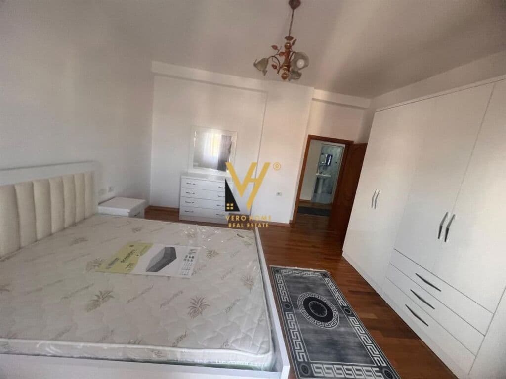 Jepet Apartament 2+1+ballkon me qera ne Don Bosko 135 m2 3