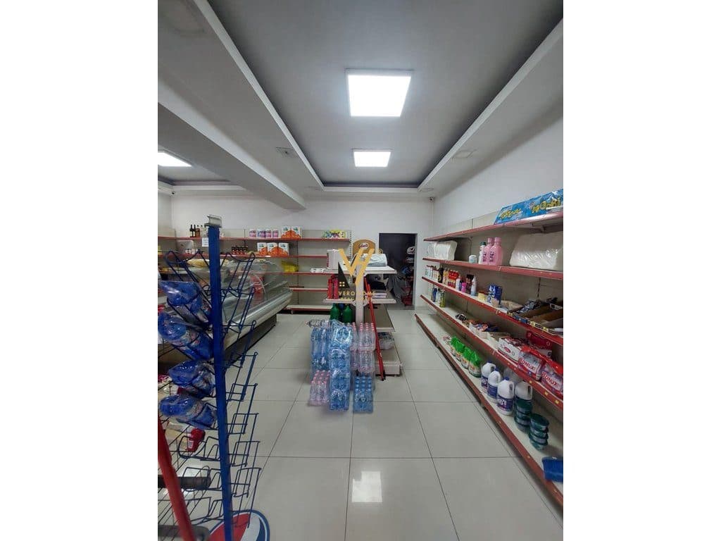 JEPET DYQAN 60 M2 ME QERA NE SELITE 180.000 LEKE
