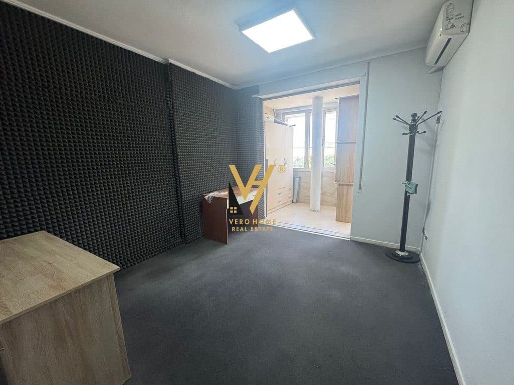 SHITET APARTAMENT 4+1+2+VERANDE TE KOPSHTI BOTANIK 50.000.000 LEKE 3