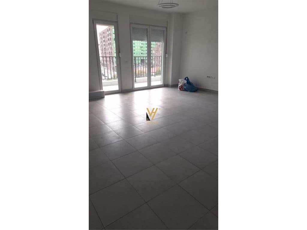 JEPET APARTAMENT 3+1+BLK ME QIRA TE 5 MAJI 45.000 LEKE