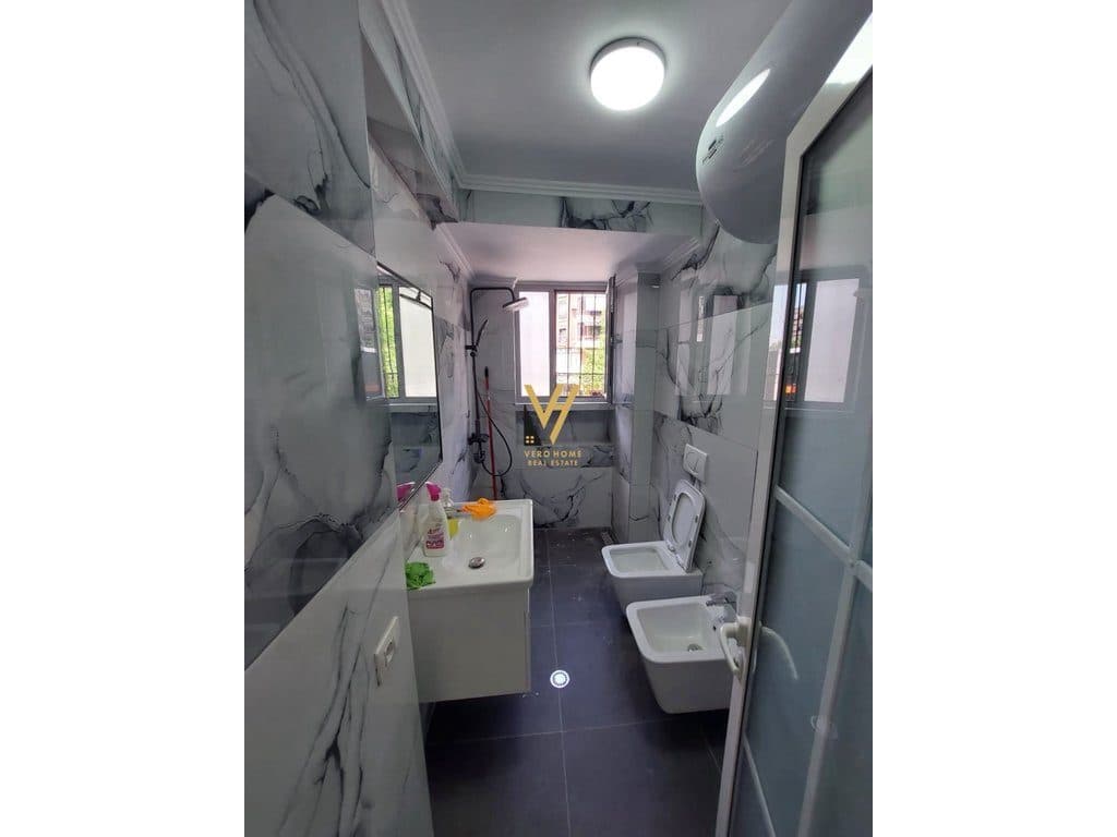 SHITET ZYRE 75 M2 TE RRUGA E KAVAJES 190.000 EURO 4