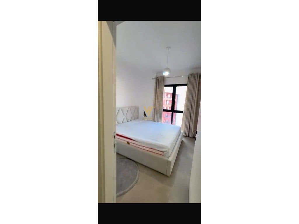 SHITET APARTAMENT 2+1 DHE GARAZH TE ARLIS, FARMACIA 10 -270.000 EURO 2