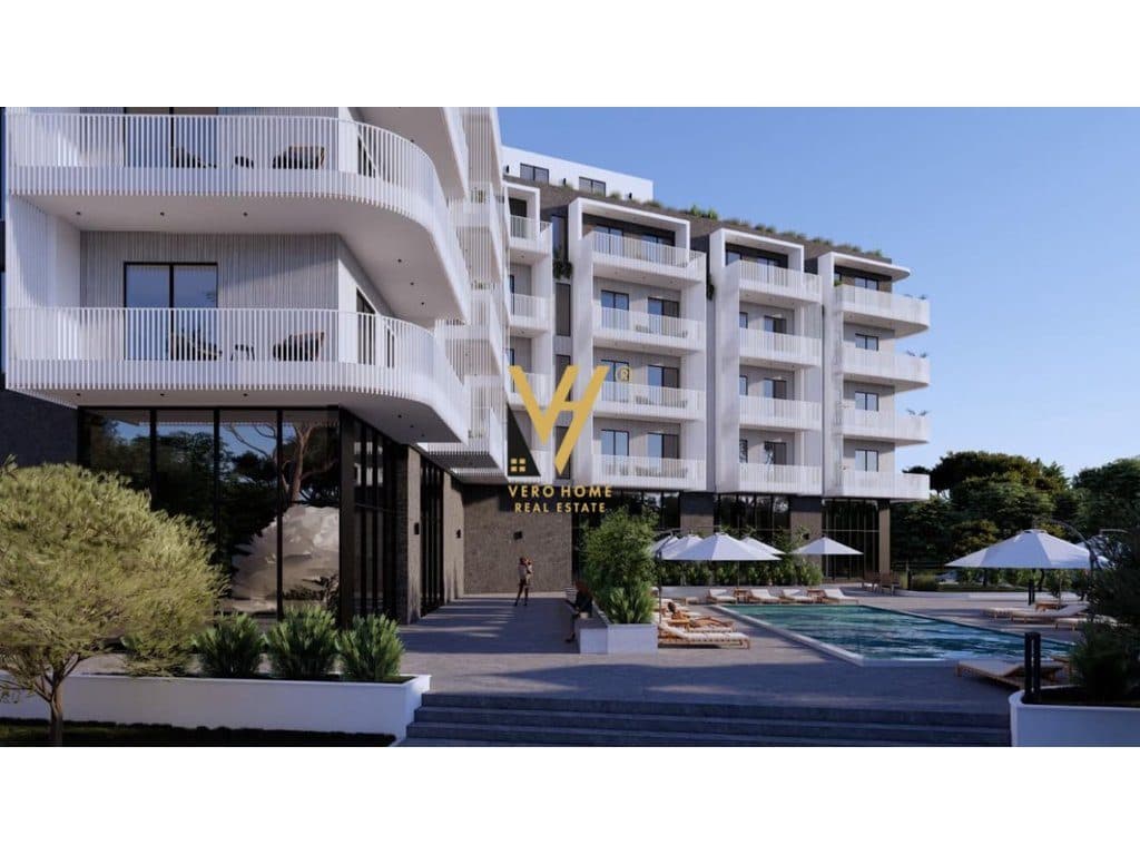 SHITEN OPSIONE APARTAMENTESH NE QERRET ME 1.600 EURO/M2 2