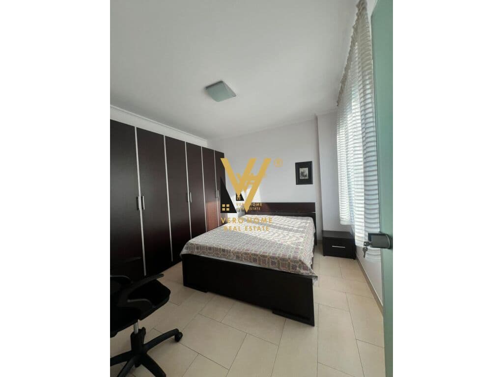 JEPET APARTAMENT 1+1+BLK ME QERA TE ZOGU I ZI 550 EURO 3