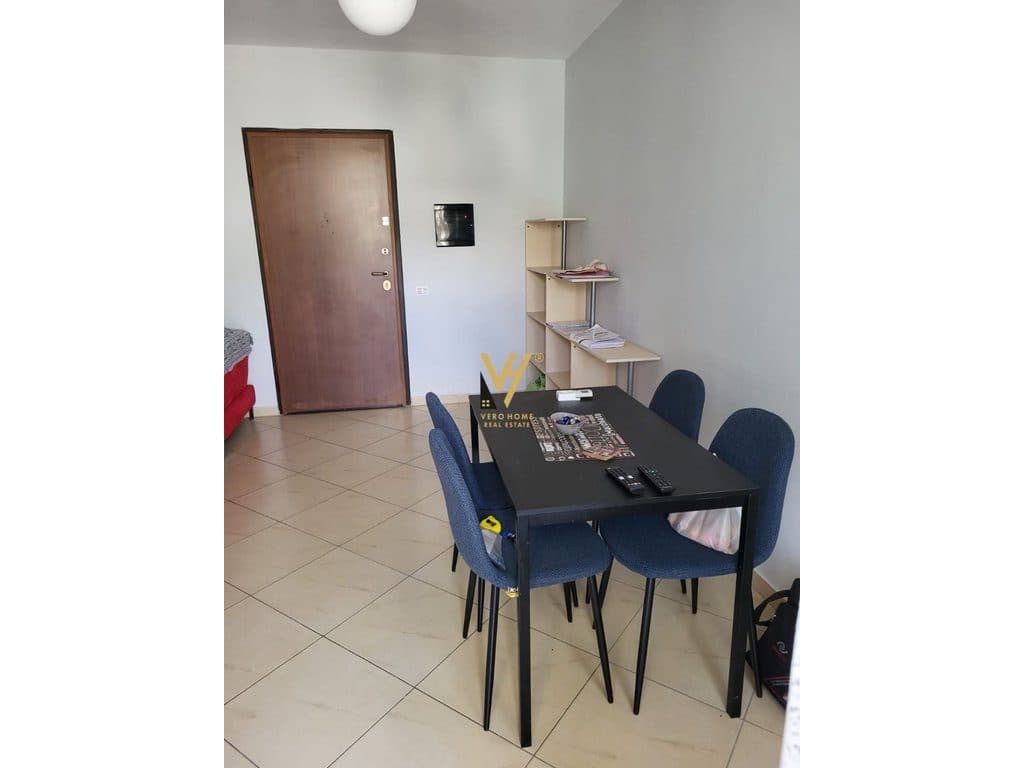 JEPET APARTAMENT 2+1+2 ME QERA TE KOPSHTI BOTANIK 650 EURO 4