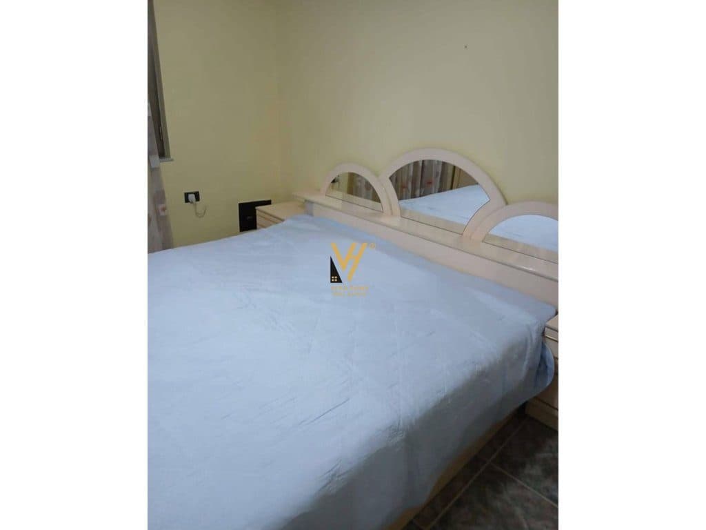 JEPET APARTAMENT 2+1 ME QERA TE SHKOLLA E KUQE 60.000 LEKE 3