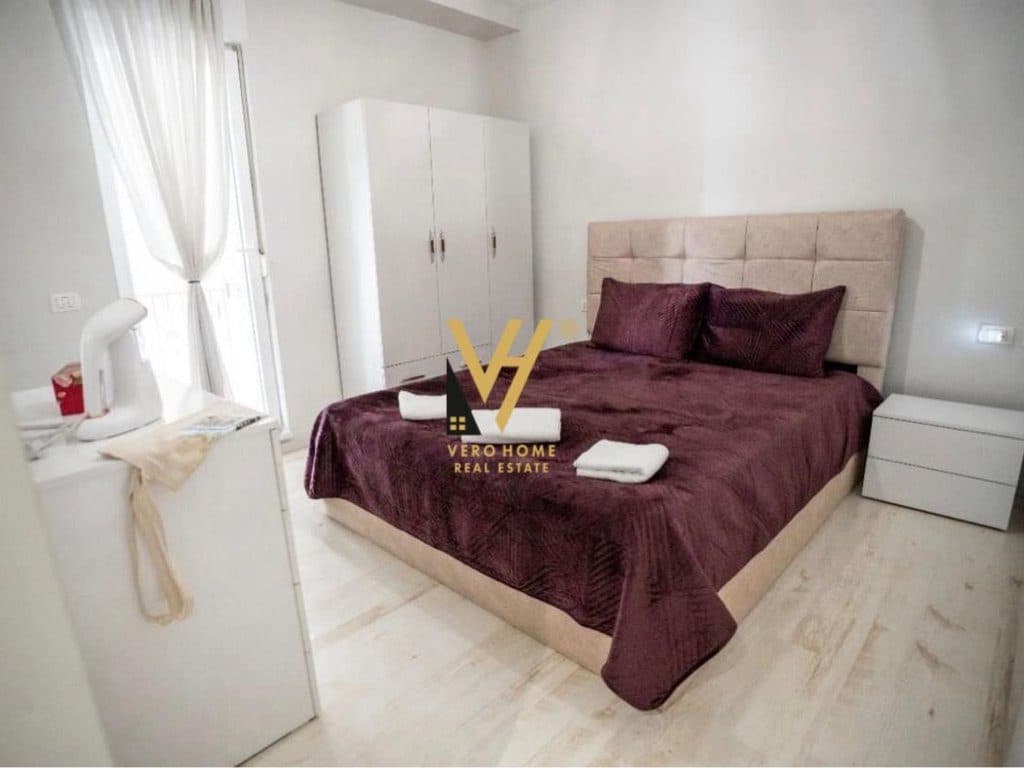 JEPET APARTAMENT 1+1+BLK ME QERA TE 21 DHJETORI 60.000 LEKE 4