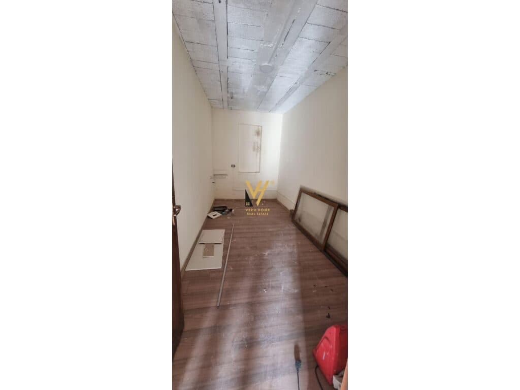 Jepet zyre 200 m2 me qera te Bulevardi Gjergji Fishta , Ish Evropiani 4
