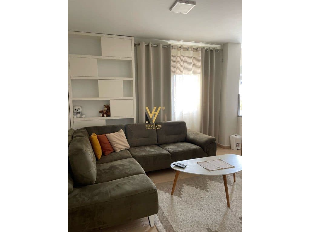 JEPET APARTAMENT 1+1+BLK ME QERA TE RR.HAXHI DALLIU 550 EURO