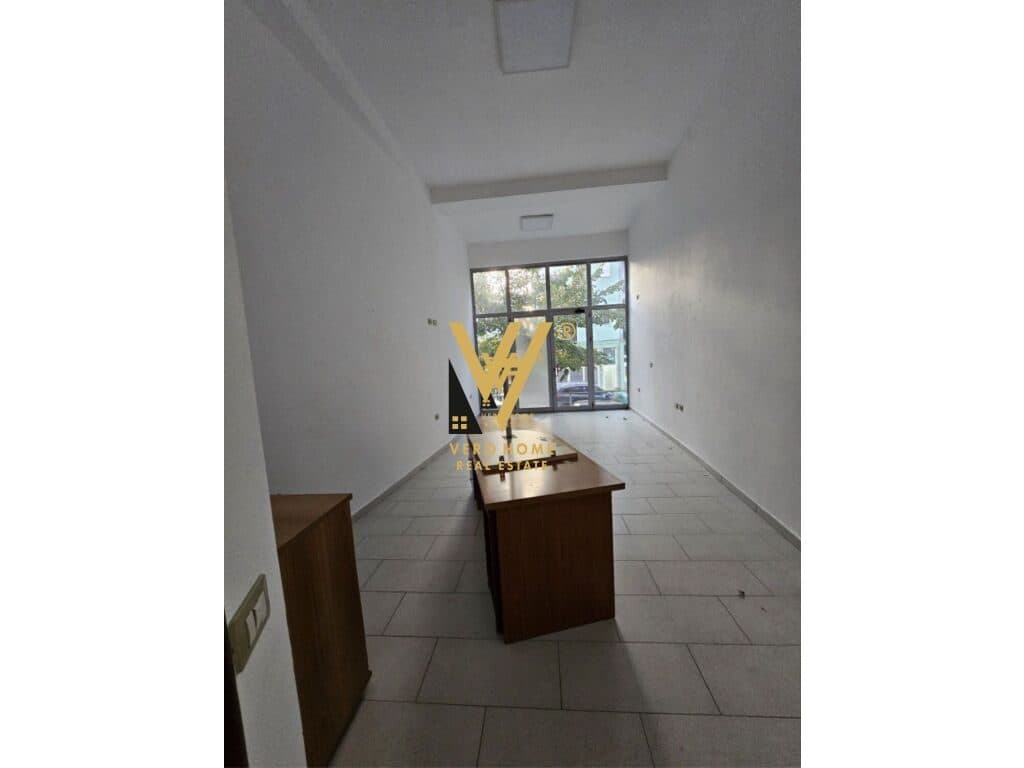 SHITET DYQAN 32 M2 TE RRUGA MINE PEZA 95.000 EURO 4