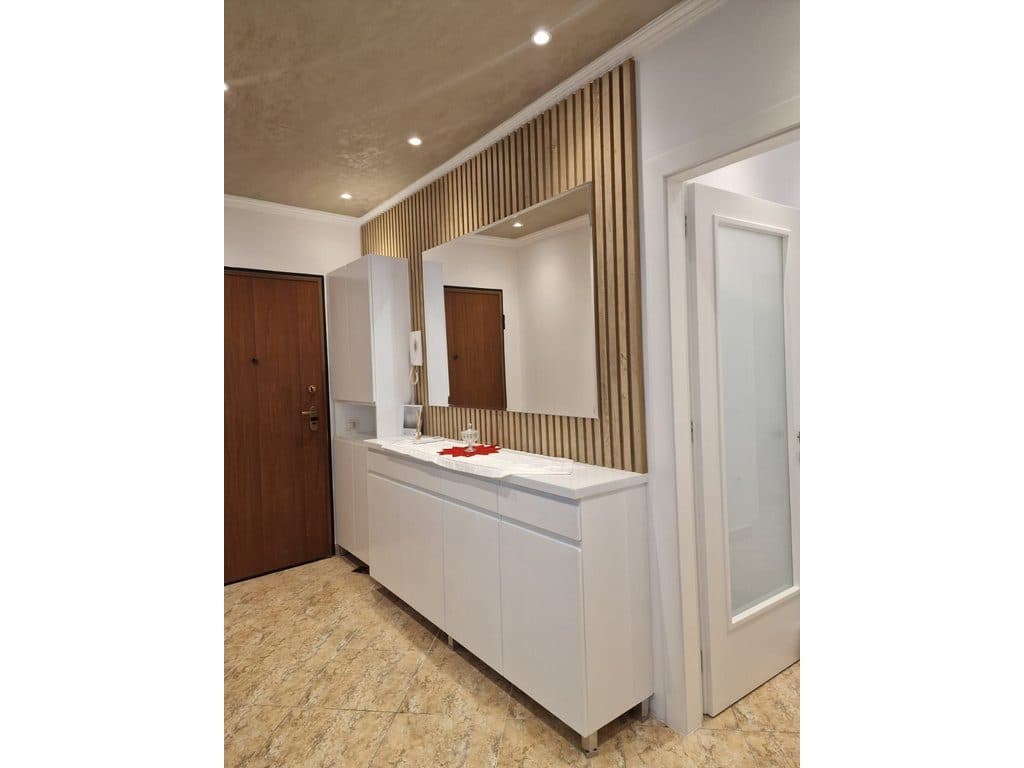 JEPET APARTAMENT 2+1+2+BLK ME QERA NE DON BOSKO 800 EURO 3