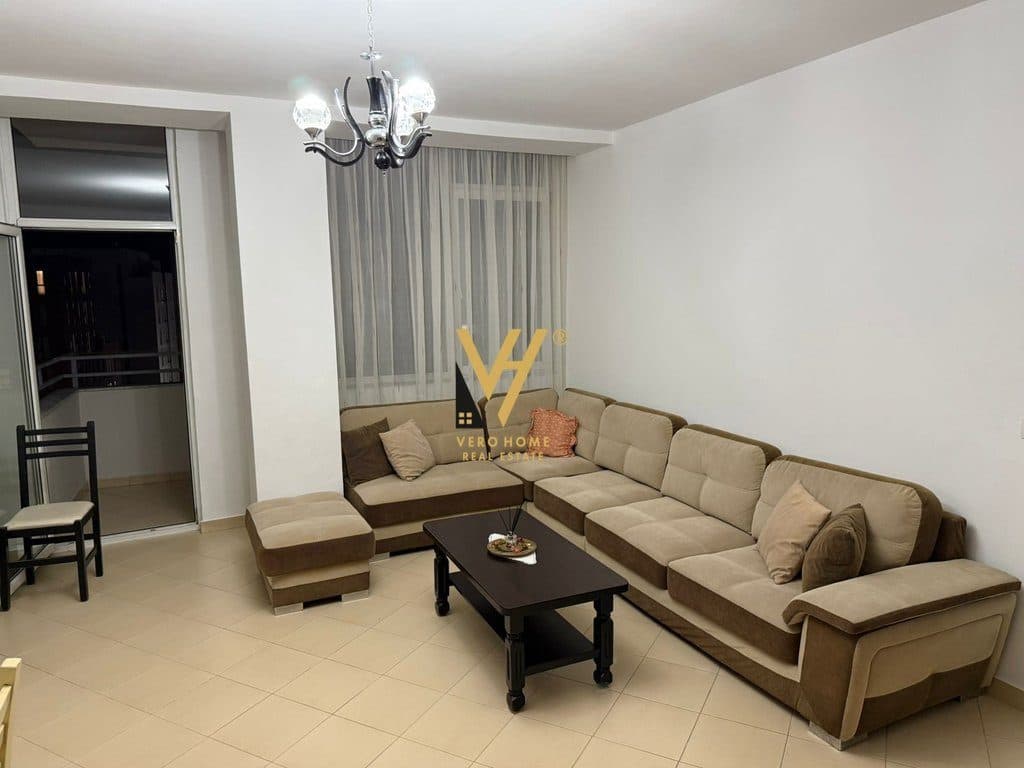 JEPET APARTAMENT 2+1+BLK ME QERA TE JORDAN MISJA 50.000 LEKE