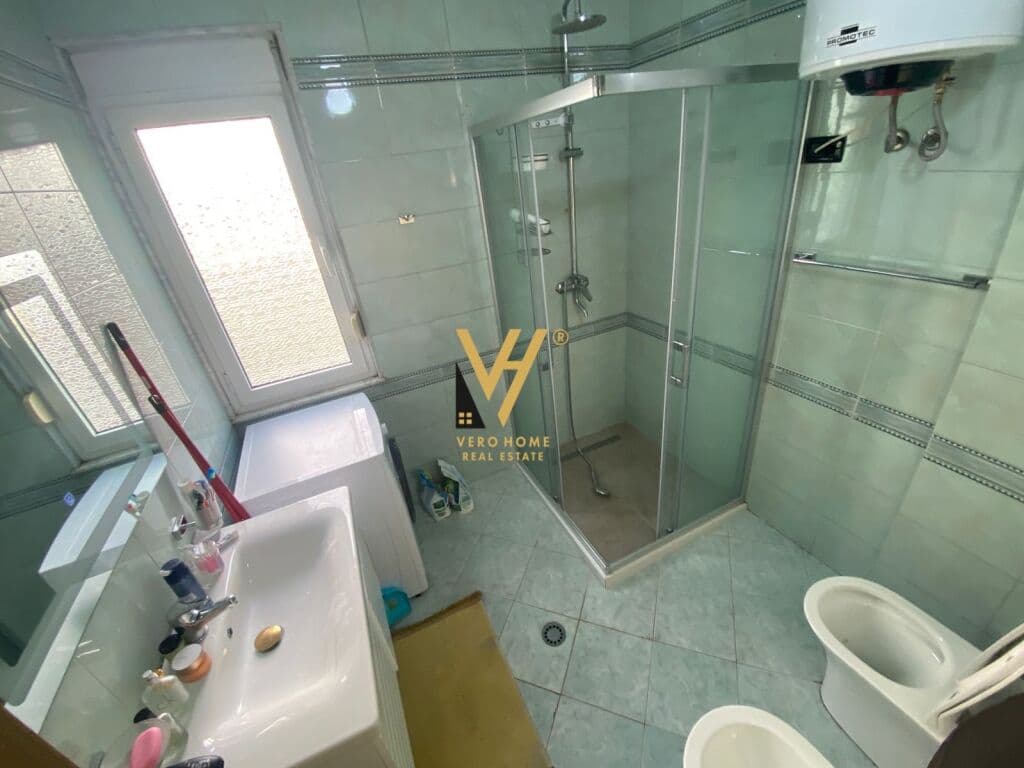 Jepet Apartament 1+1+ballkon me qera ne Bllok 65 m2