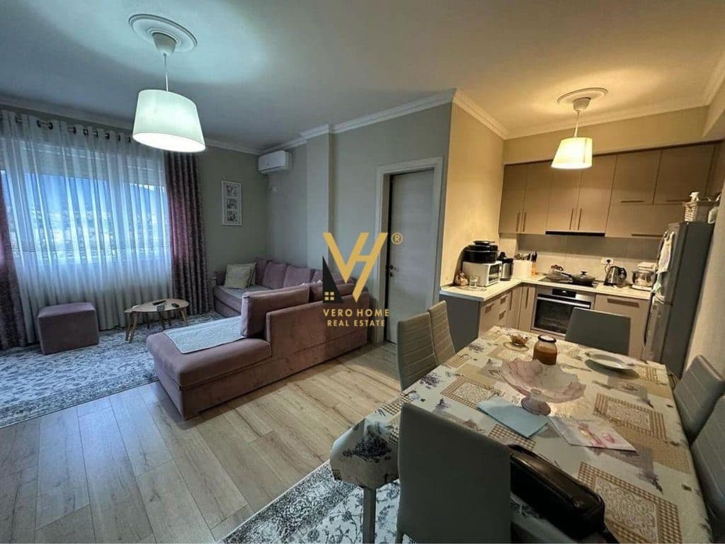 JEPET APARTAMENT 1+1+BLK ME QERA TE LIQENI I THATE 650 EURO 2