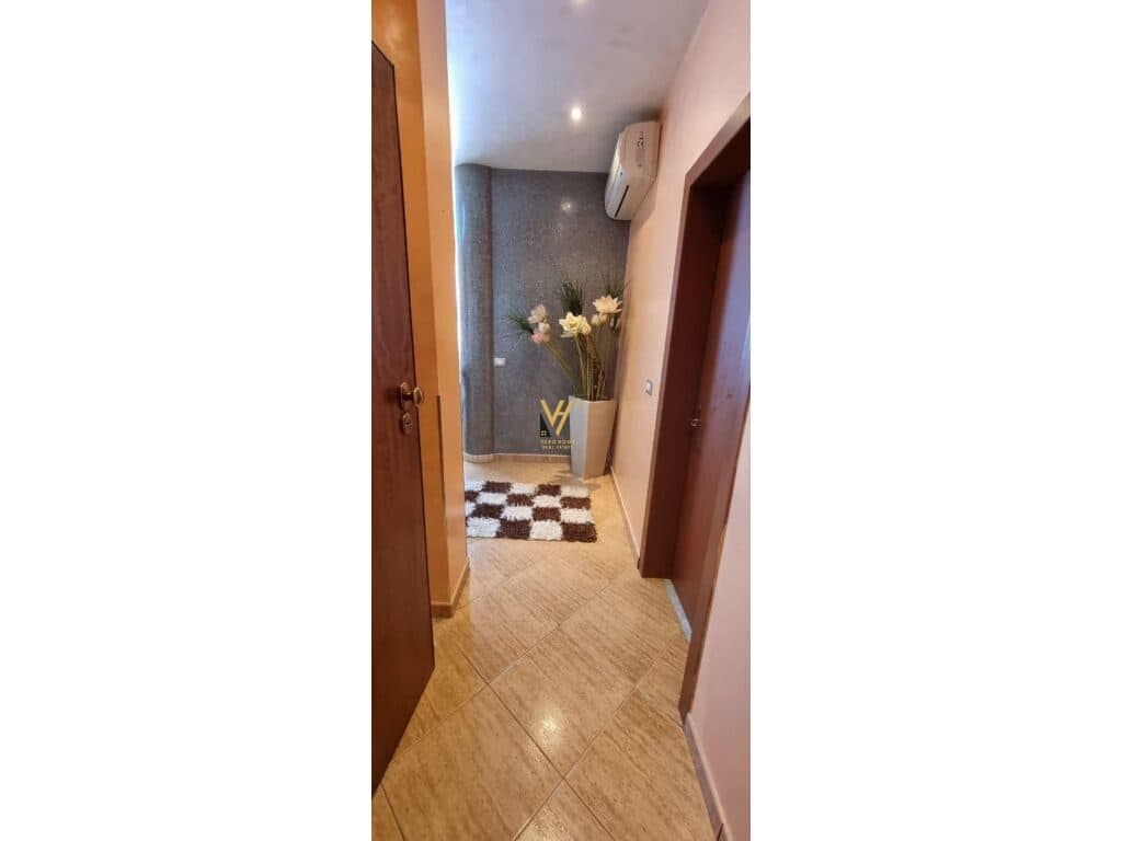 Jepet Apartament 2+1+ballkon me qera te Rruga e Kosovareve 70 m2 3