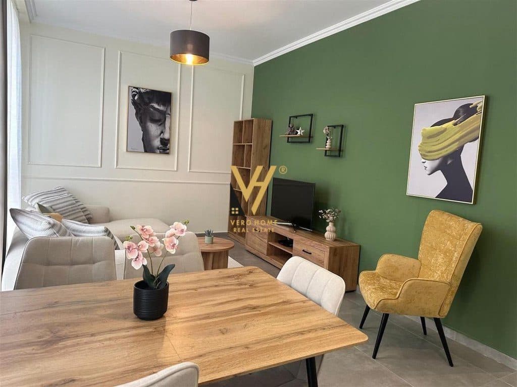 JEPET APARTAMENT 1+1+BLK ME QERA TE BULEVARDI I RI 65.000 LEKE 3