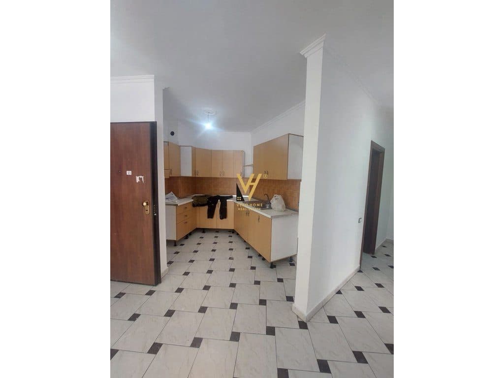JEPET APARTAMENT 2+1+2BLK ME QERA NE ASTIR 40.000 LEKE