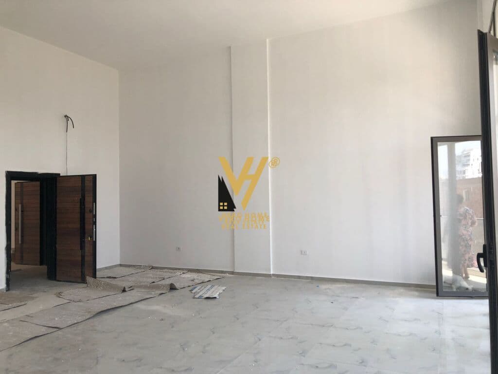SHITET ZYRE 88 M2 NE PORCELAN 261.000 EURO 4