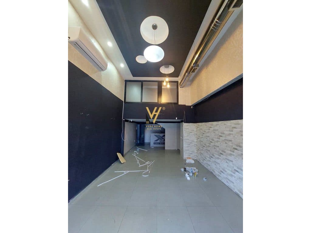 JEPET AMBIENT BIZNESI 127 M2 ME QERA TE SELVIA 2.000 EURO