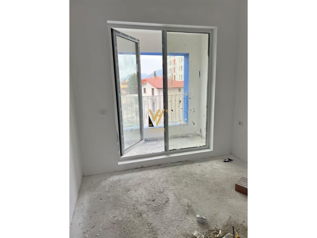 Shitet Apartament 1+1+ballkon te Ali Demi 53 m2 3