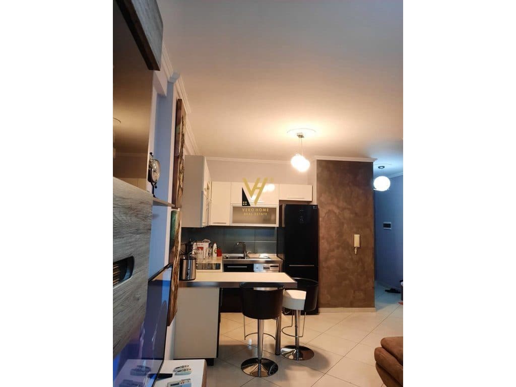 JEPET APARTAMENT 1+1 ME QIRA TE KODRA E DIELLIT 50.000 LEKE 4