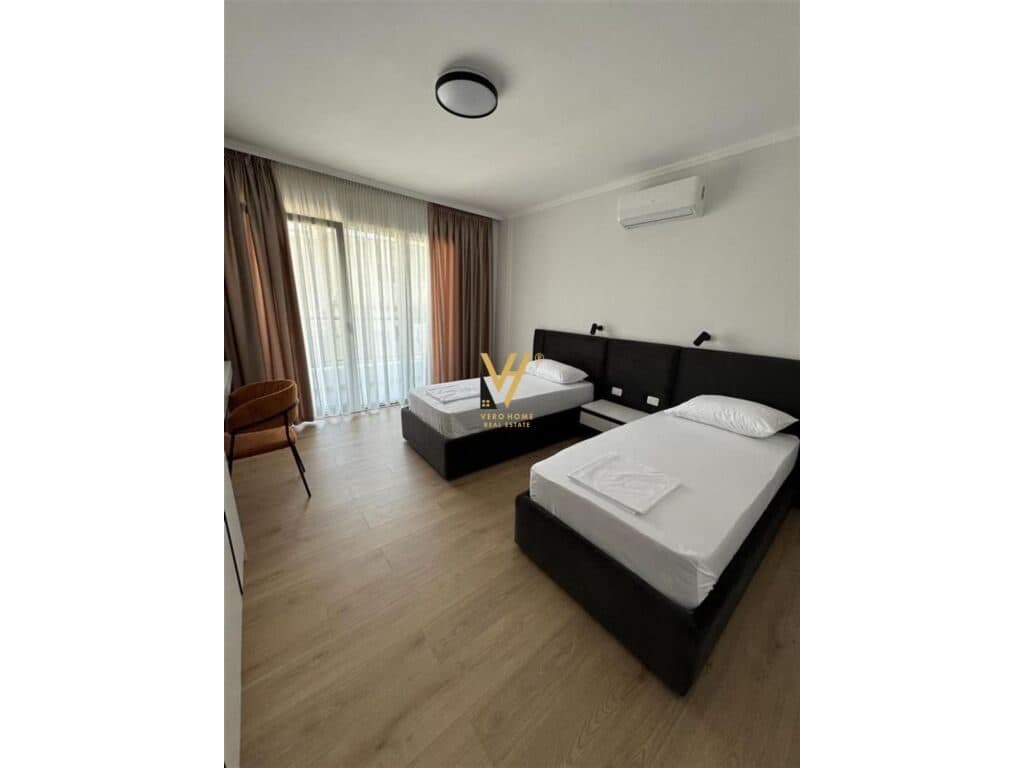 Jepet Apartament 2+1+2 me qera te Rruga e Durresit 145 m2 4
