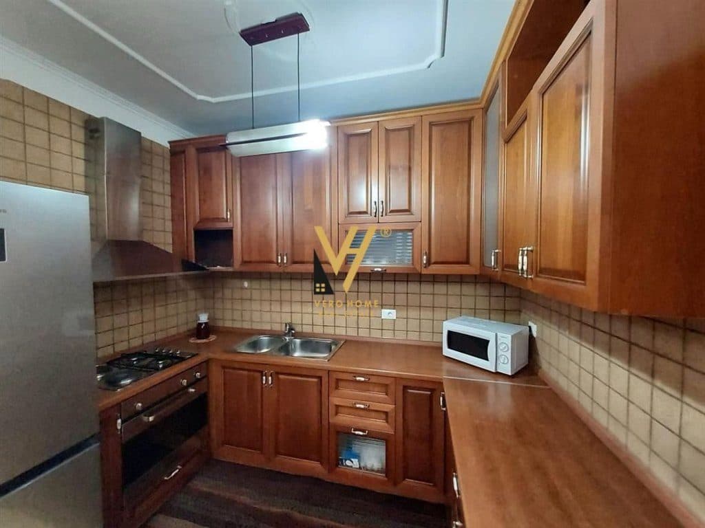 JEPET APARTAMENT 1+1+BLK ME QIRA TE DELIJORGJI 550 EURO 2