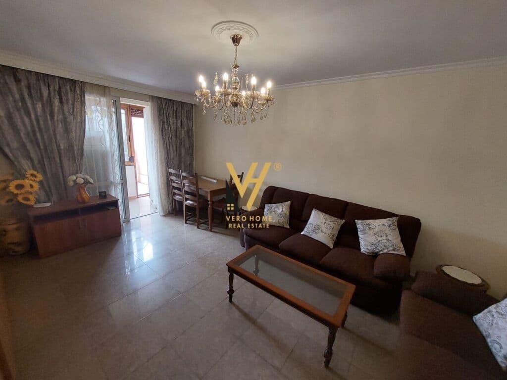 Shitet Apartament 2+1 te Ura e Tabakeve 99 m2 2