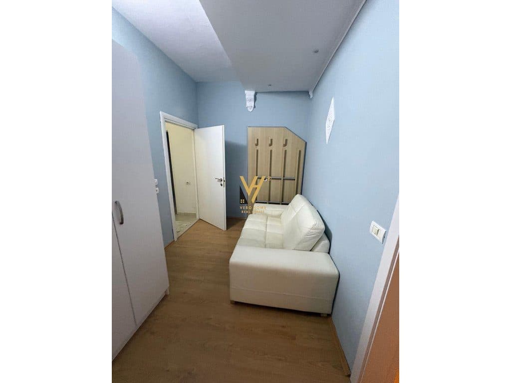 JEPET APARTAMENT 1+1+BLK ME QIRA TE ALI DEM 50.000 LEKE 2