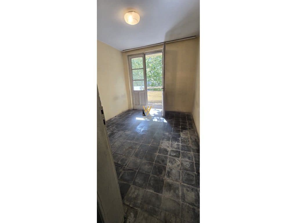 SHITET APARTAMENT 2+1+BLK TE RRUGA E KAVAJES 195.000 EURO 4