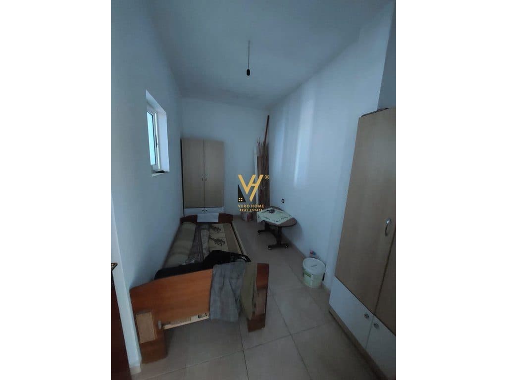 JEPET APARTAMENT 3+1+BLK ME QERA NE DON BOSKO 60.000 LEKE 4