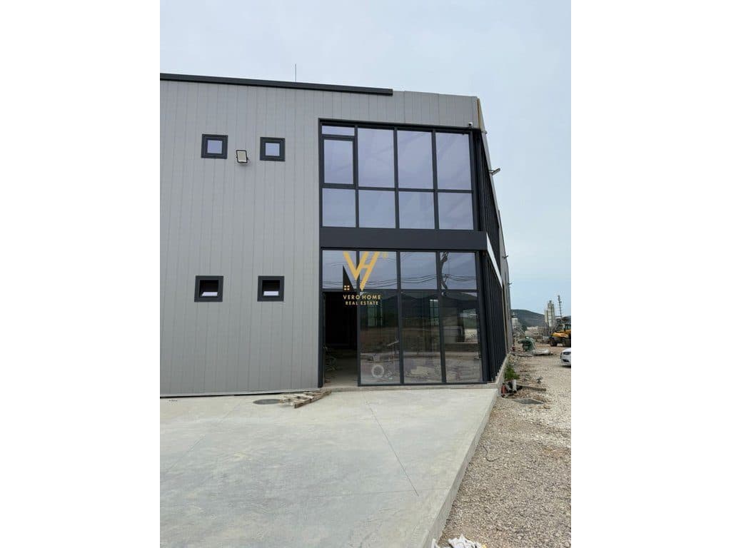 JEPET KAPANON 4.900 M2 ME QERA NE VAQARR 400.000 LEKE
