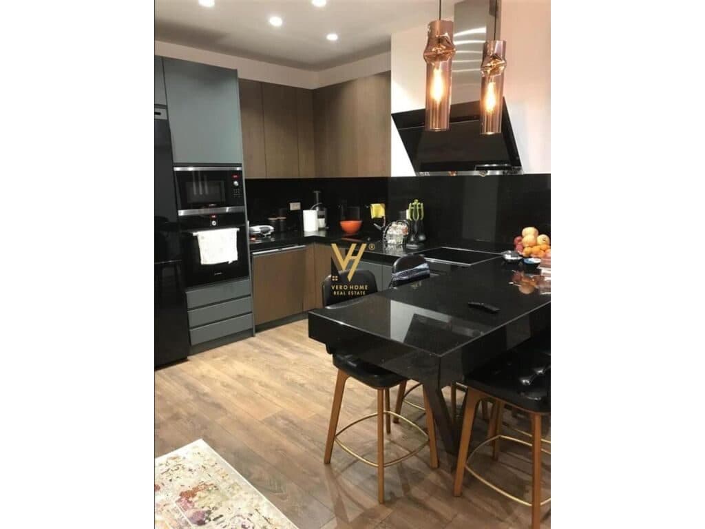Shitet Apartament 2+1+2 te Kompleksi Panorama 113 m2 2