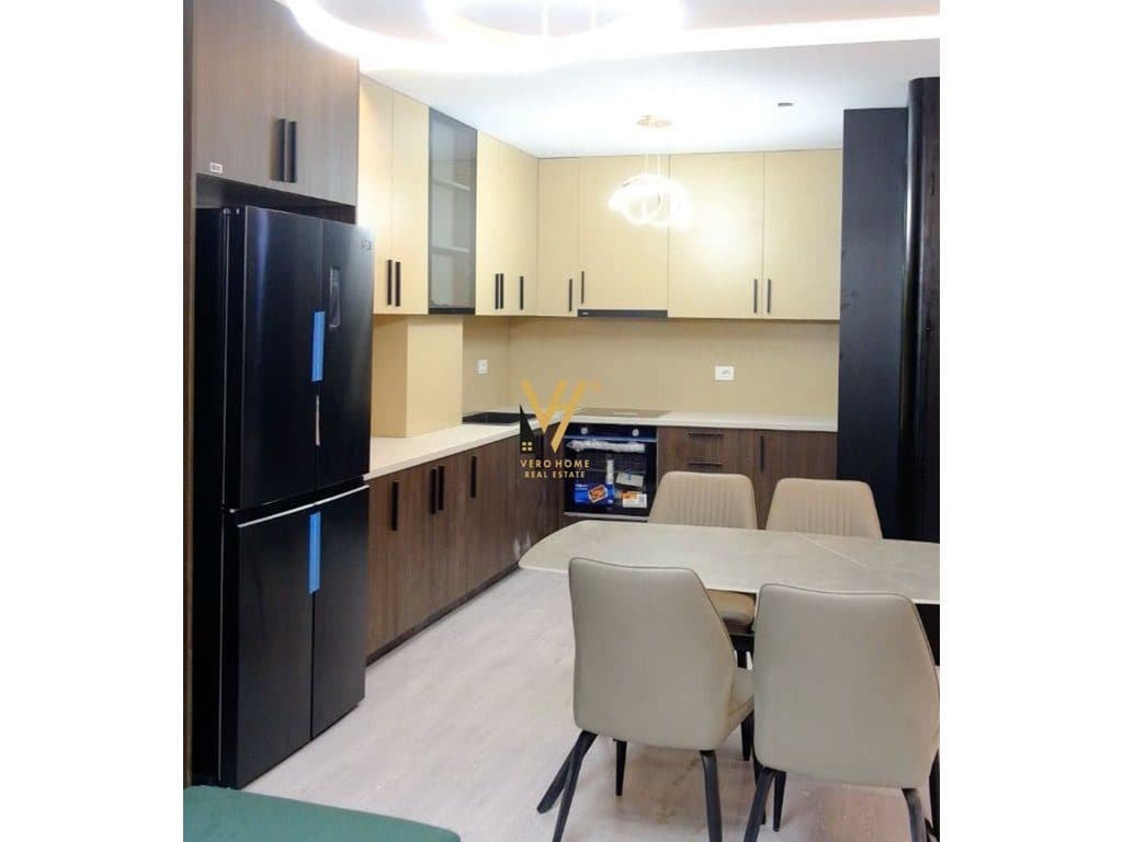 JEPET APARTAMENT 2+1 ME QIRA NE FRESK 55.000 LEKE 2