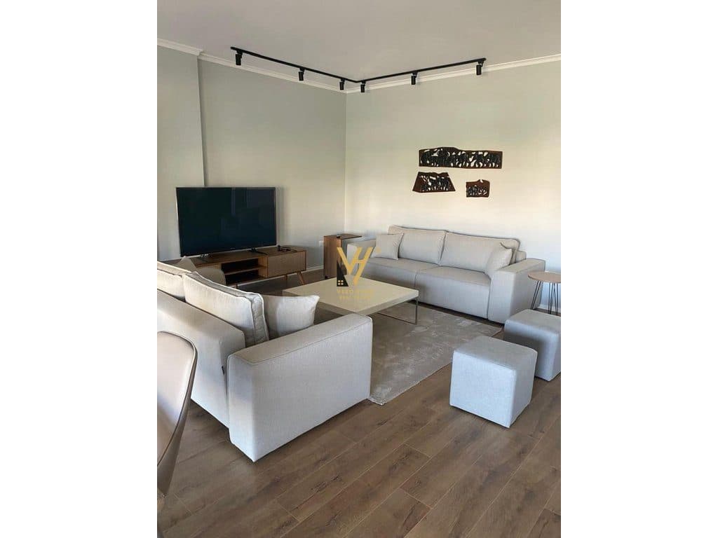 JEPET APARTAMENT 2+1+2+BLK ME QERA TE KOPSHTI ZOLOGJIK 1.100 EURO