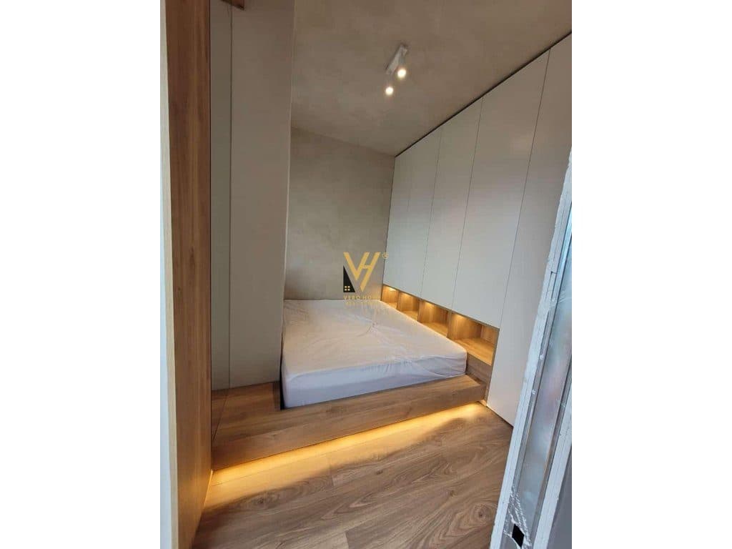 JEPET APARTAMENT 1+1 ME QERA NE ASTIR 55.000 LEKE 2
