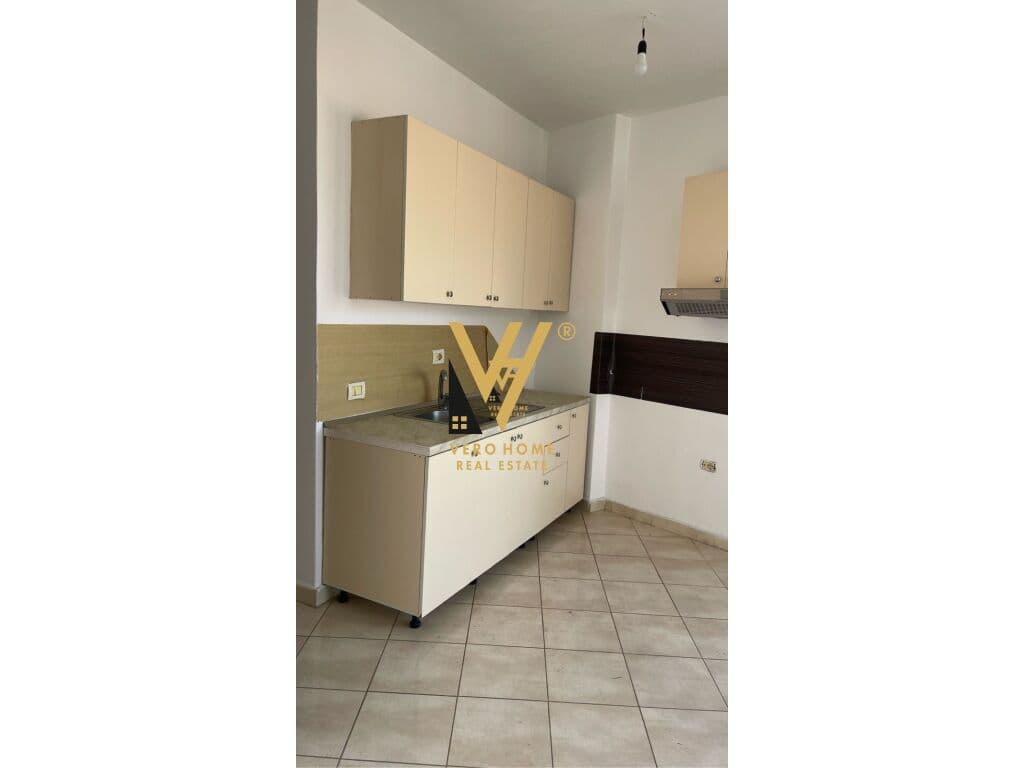 SHITET APARTAMENT 1+1 NE FRESK 85.000 EURO 2