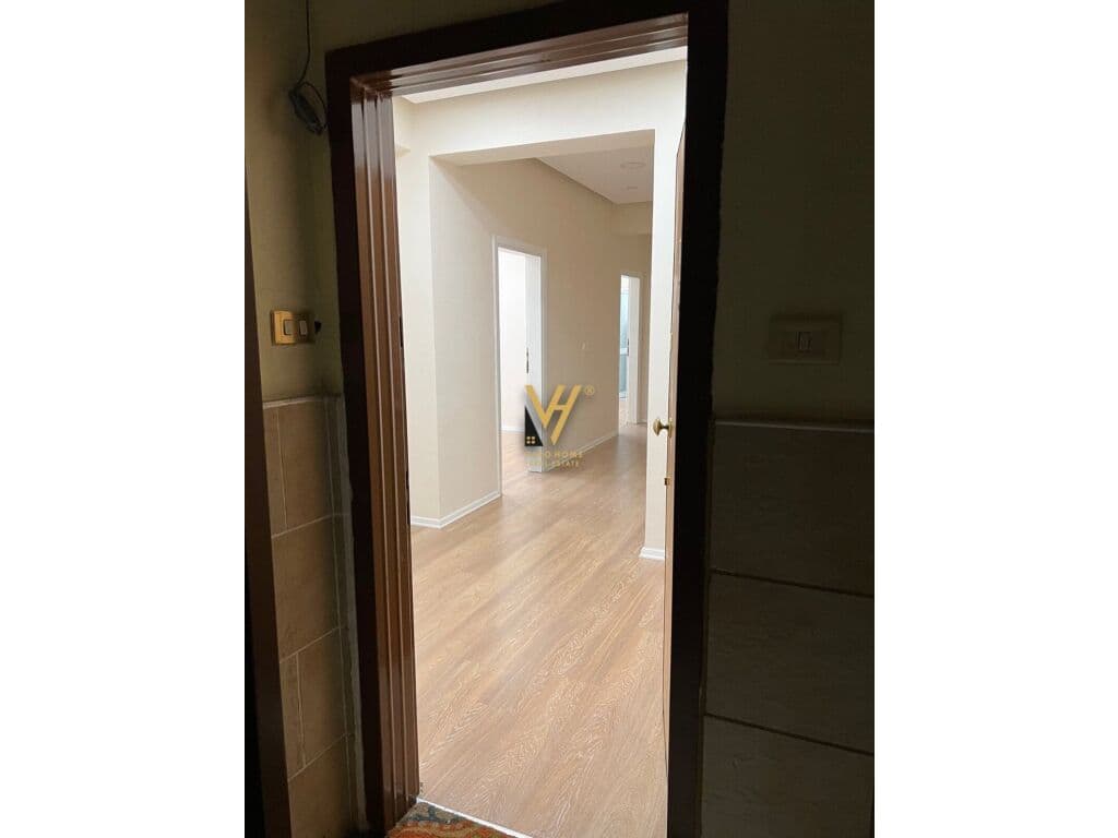 Shitet Apartament 3+1 te Sheshi Willson 90m2 4