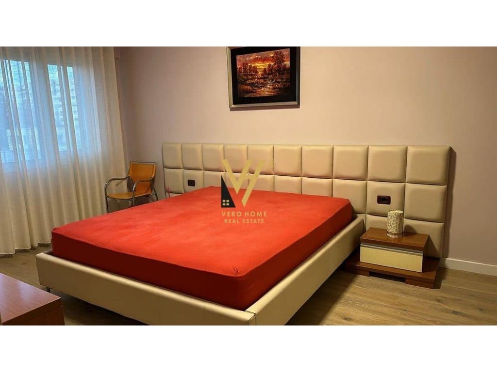 JEPET APARTAMENT 2+1 ME QERA NE DON BOSKO 800 EURO 4