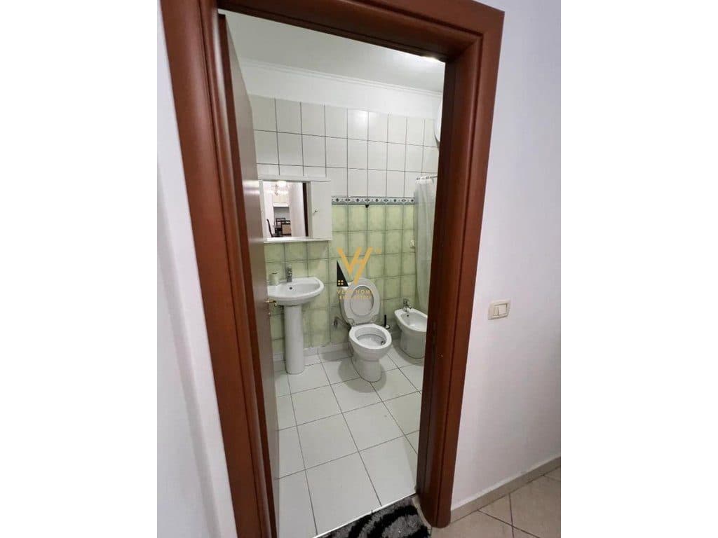 JEPET APARTAMENT 2+1+BLK ME QIRA TE KOMUNA E PARISIT 65.000 LEKE 4