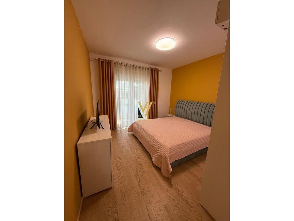 JEPET APARTAMENT 3+1+3+2BLK ME QIRA TE RZ.TOUCH OF SUN, SAUK 180.000 LEKE 4