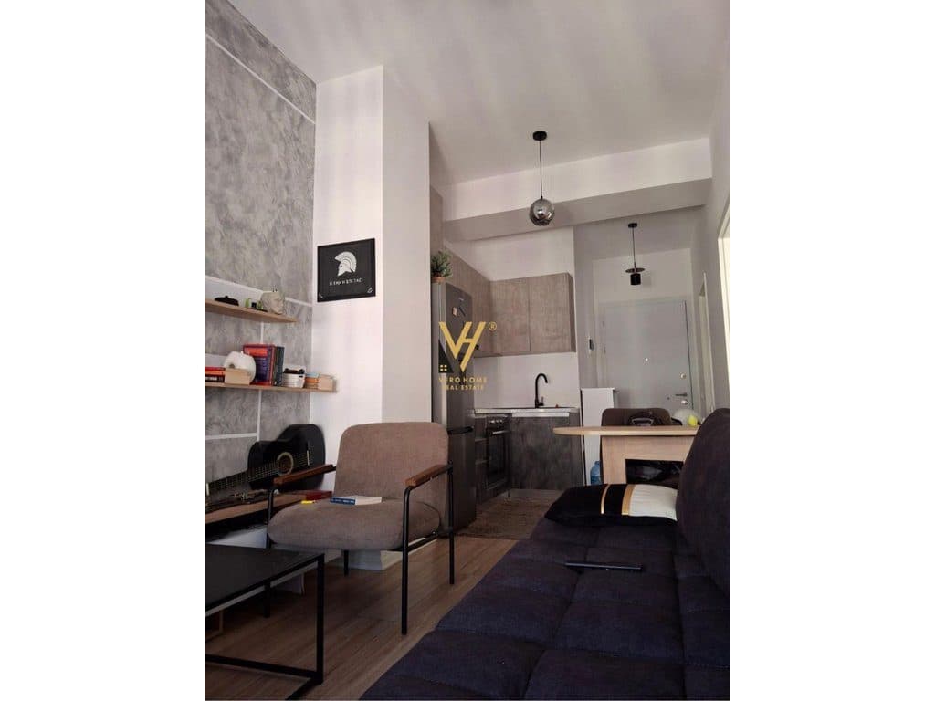 JEPET APARTAMENT 1+1+BLK ME QERA TE MANGALEMI, ALI DEM 50.000 LEKE 3